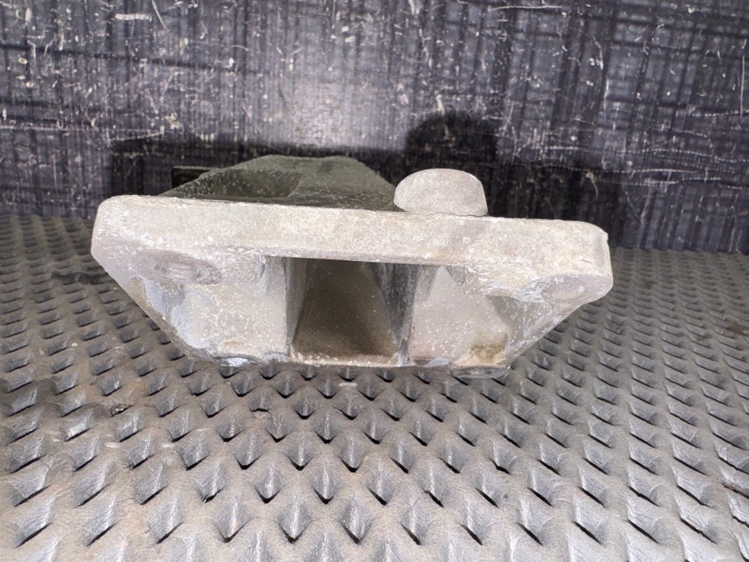 Кронштейн двигателя, 4320 рублей, Красноярск