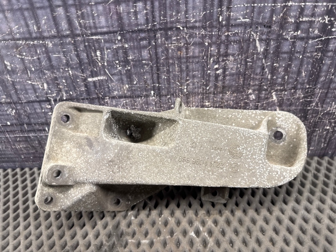 Кронштейн двигателя, 4320 рублей, Красноярск