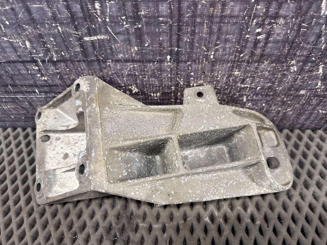 Кронштейн двигателя, 4320 рублей, Красноярск