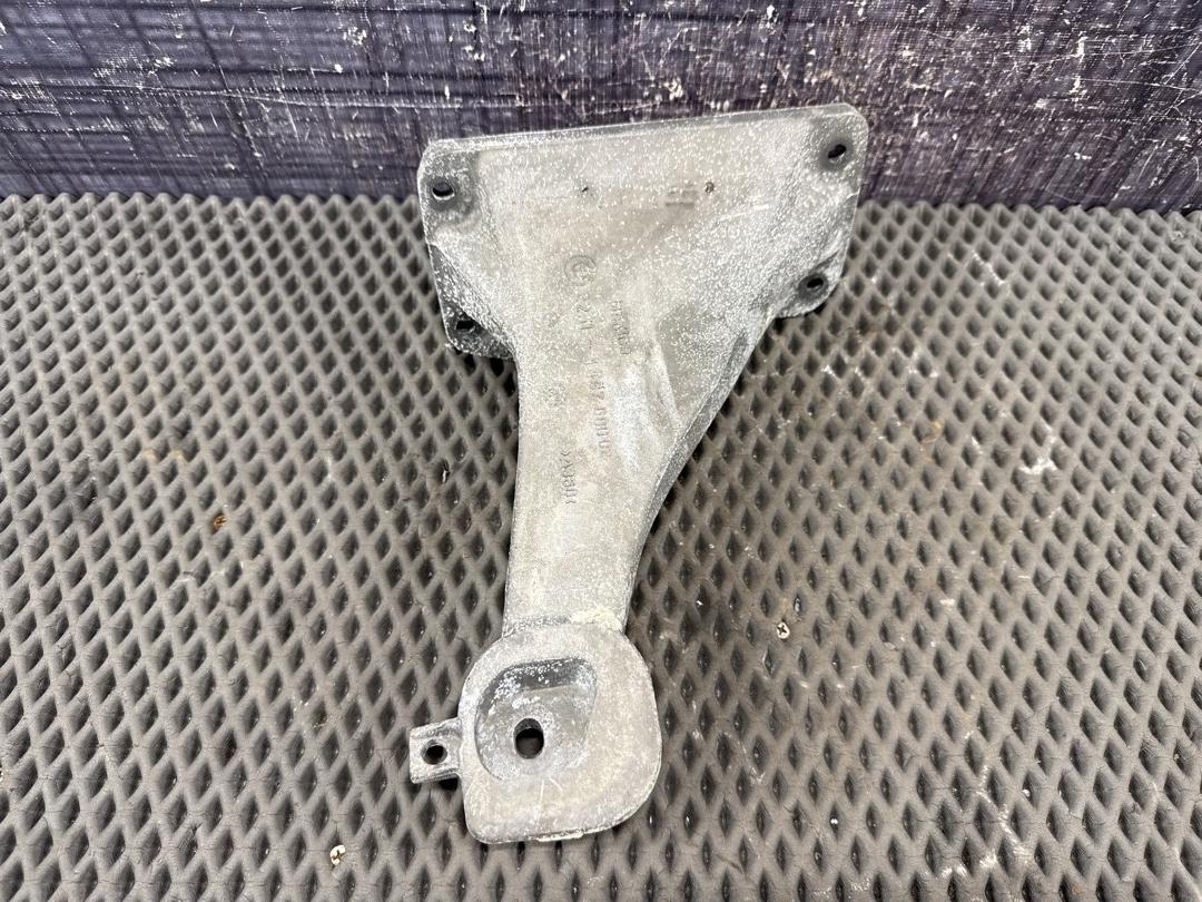 Кронштейн двигателя, 2990 рублей, Красноярск