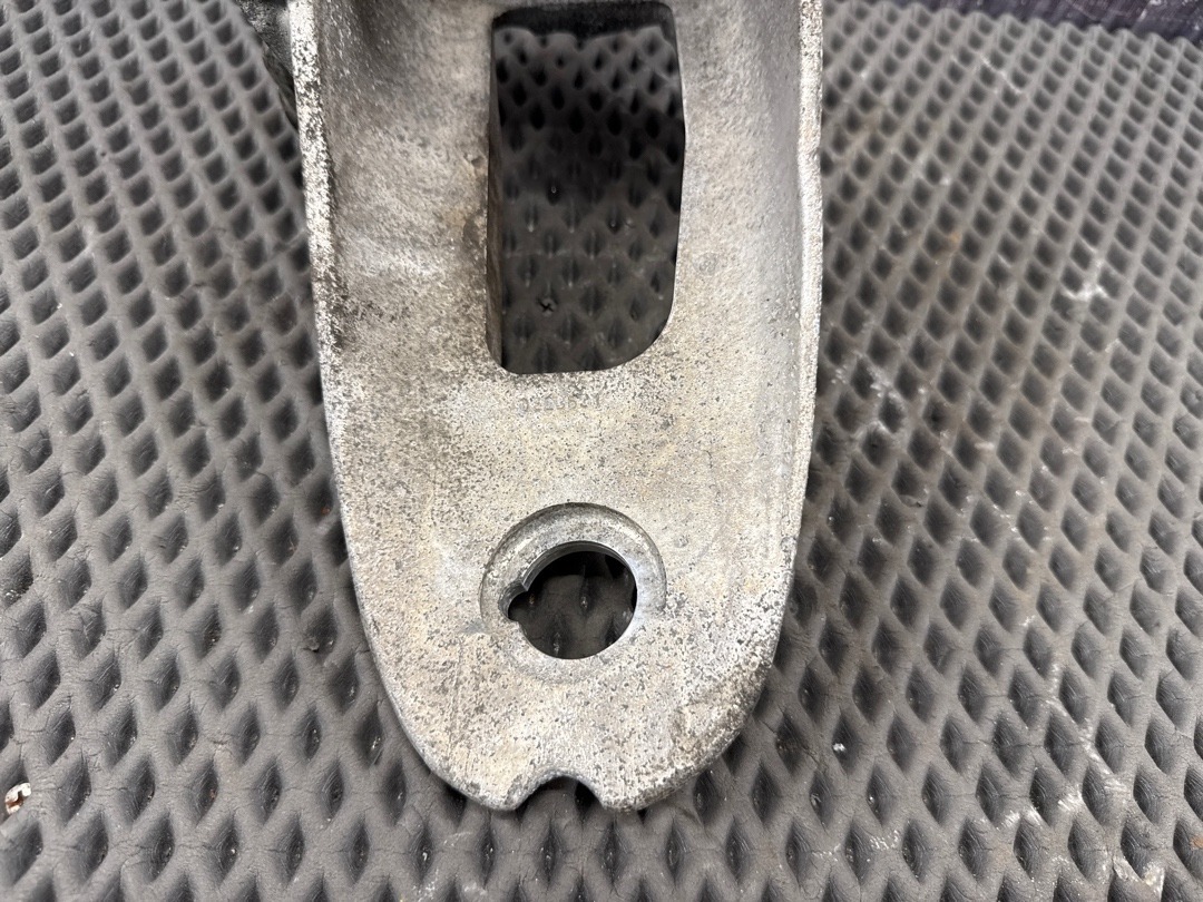 Поворотный кулак, 2630 рублей, Красноярск