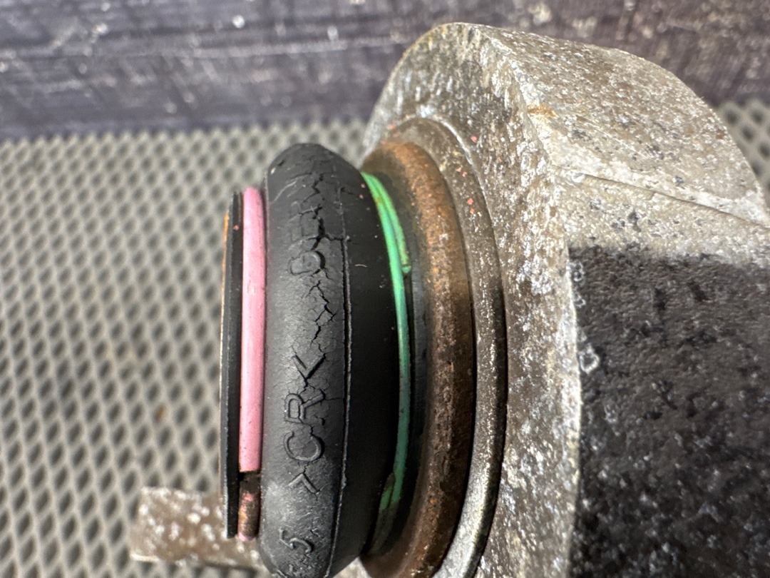 Поворотный кулак, 2630 рублей, Красноярск