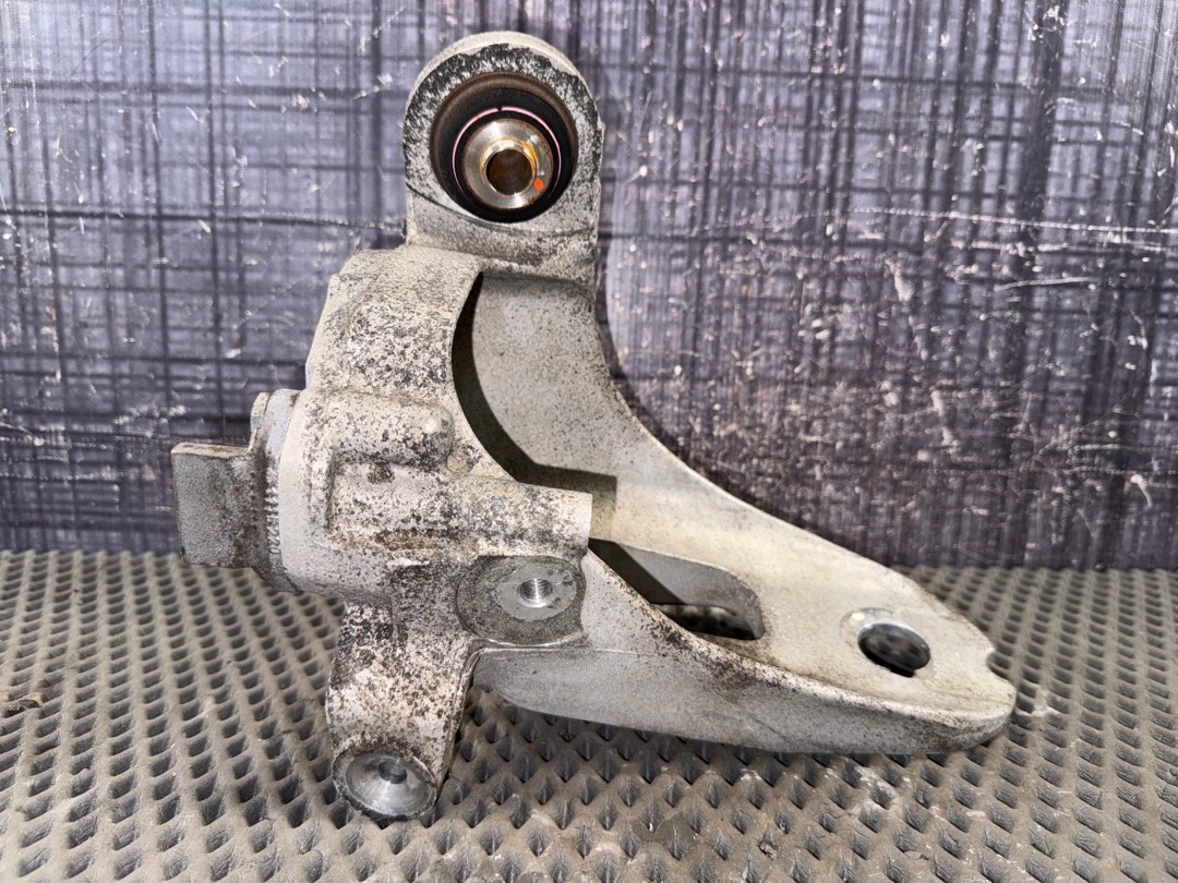 Поворотный кулак, 2630 рублей, Красноярск