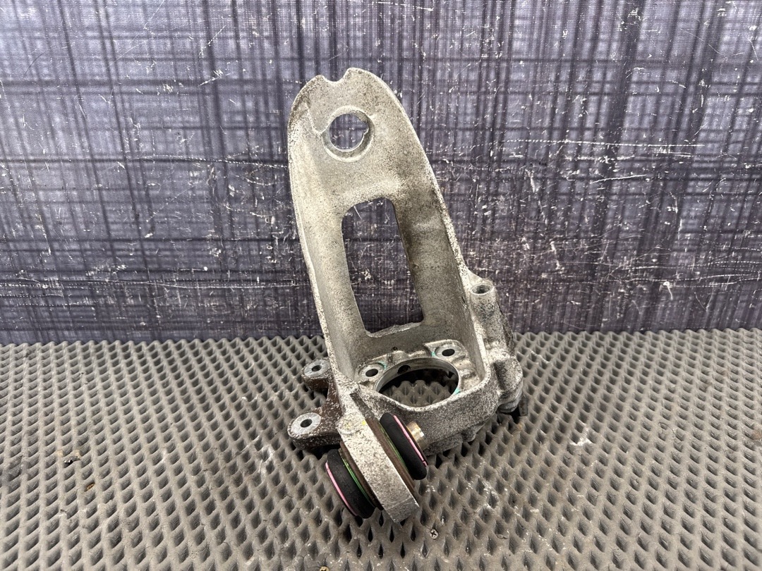 Поворотный кулак, 2630 рублей, Красноярск