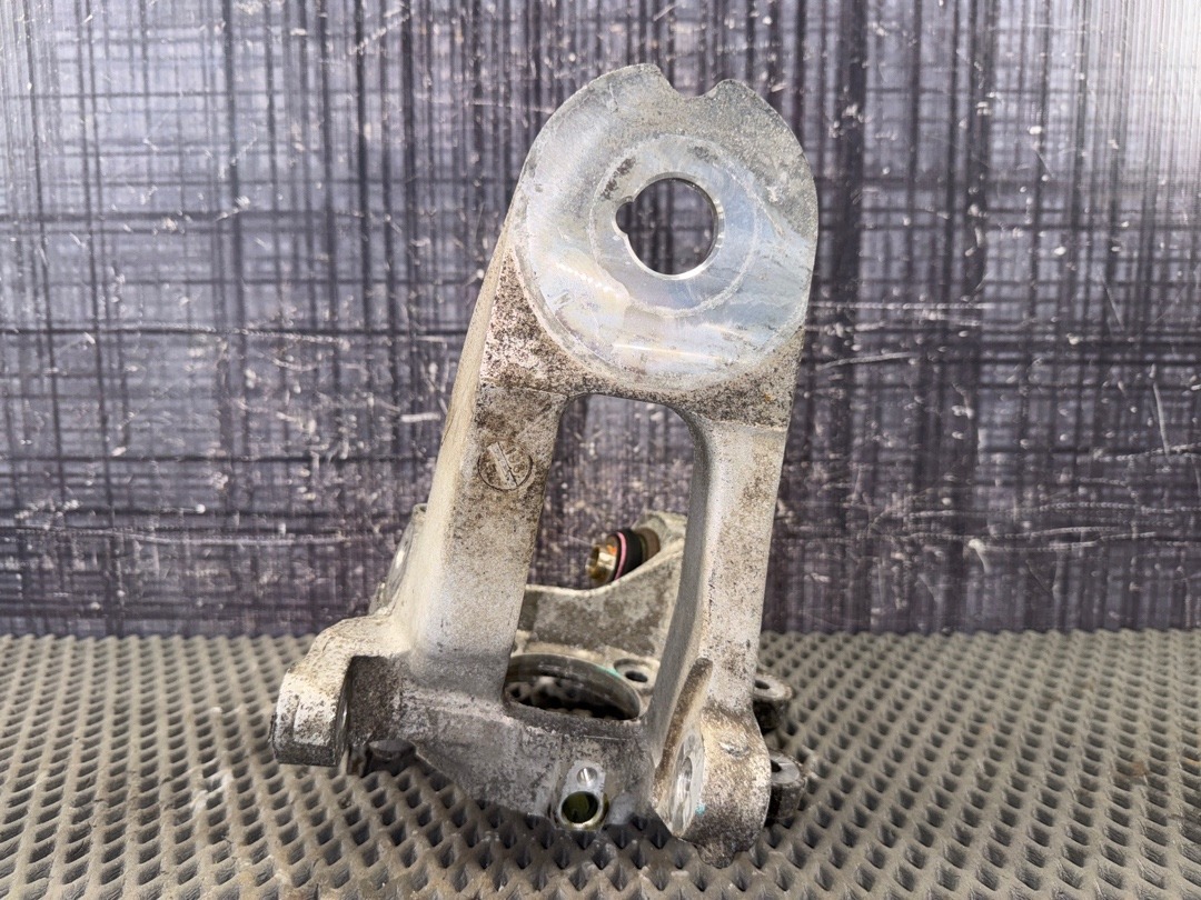 Поворотный кулак, 2630 рублей, Красноярск