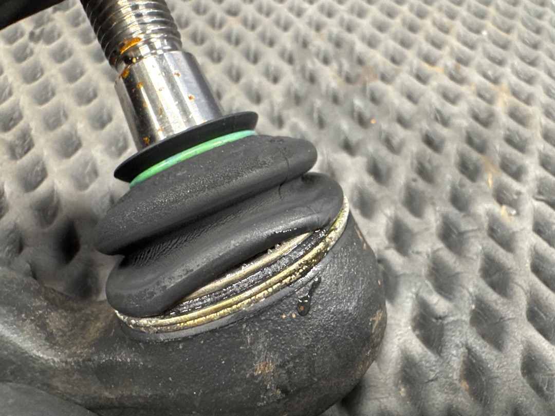 Тяга рулевая с наконечником, 2240 рублей, Красноярск