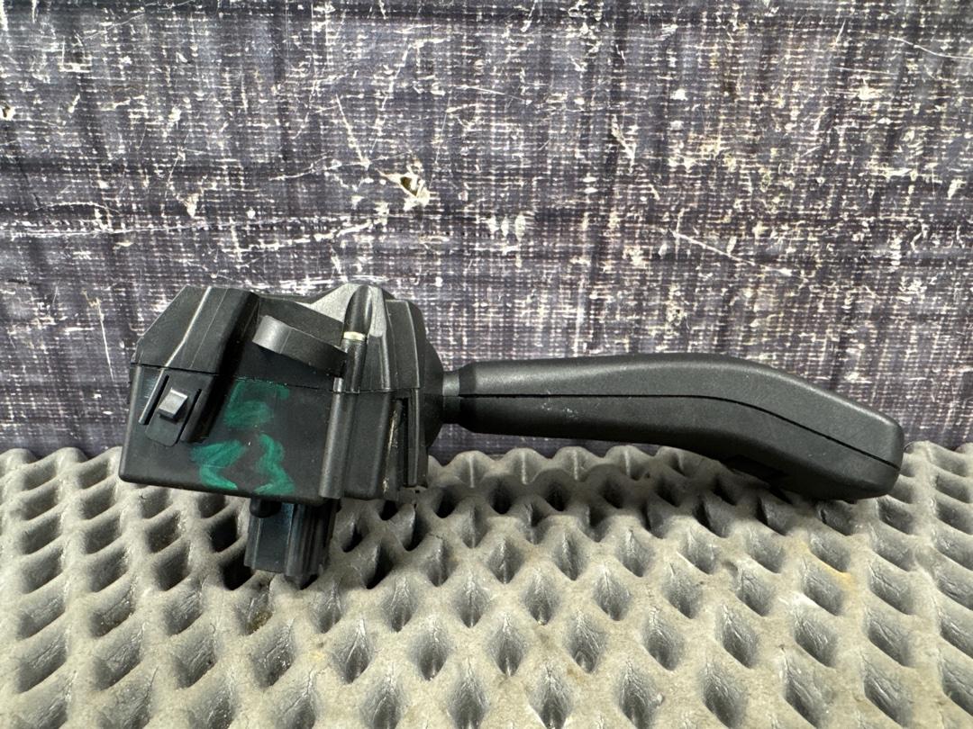 Подрулевой переключатель, 432 рублей, Красноярск