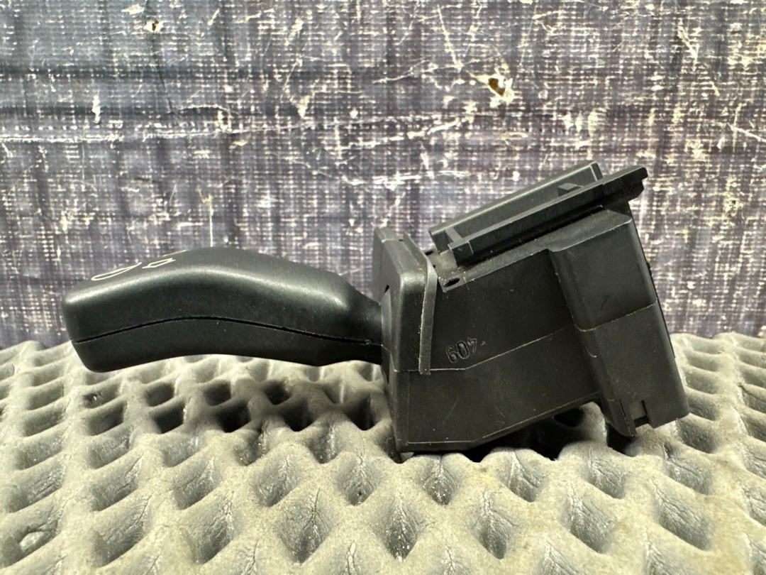 Подрулевой переключатель, 276 рублей, Красноярск