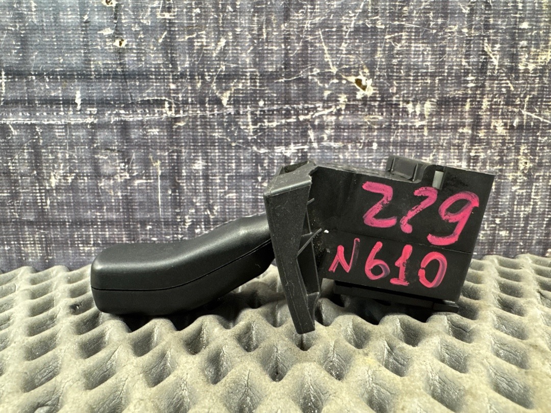 Подрулевой переключатель, 276 рублей, Красноярск