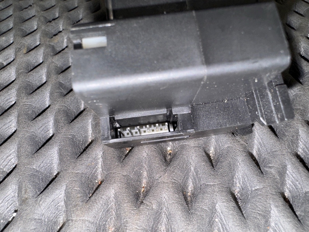 Подрулевой переключатель, 276 рублей, Красноярск