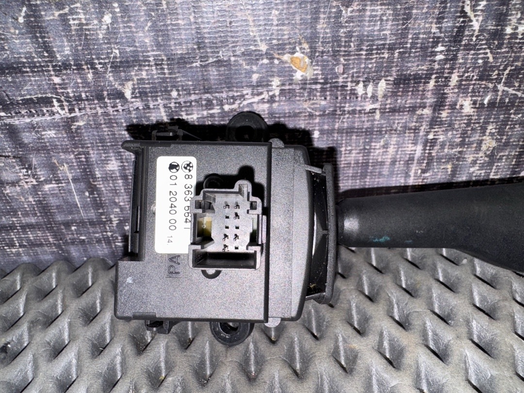 Подрулевой переключатель, 432 рублей, Красноярск