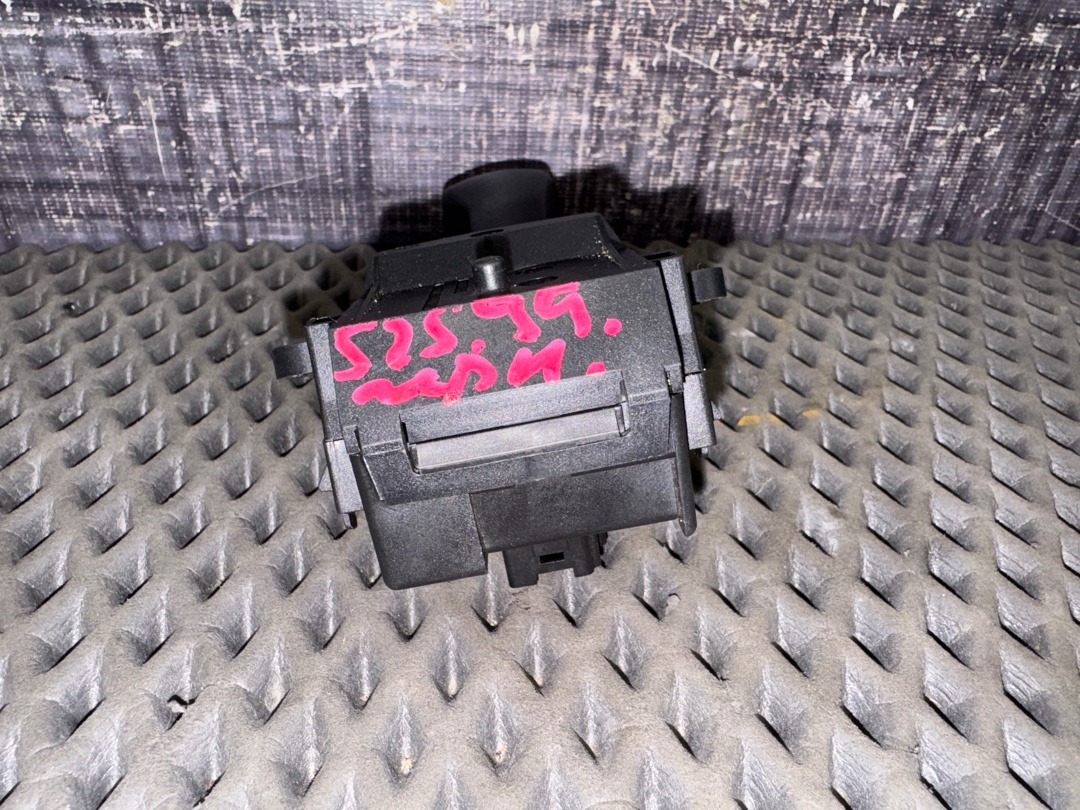 Подрулевой переключатель, 432 рублей, Красноярск