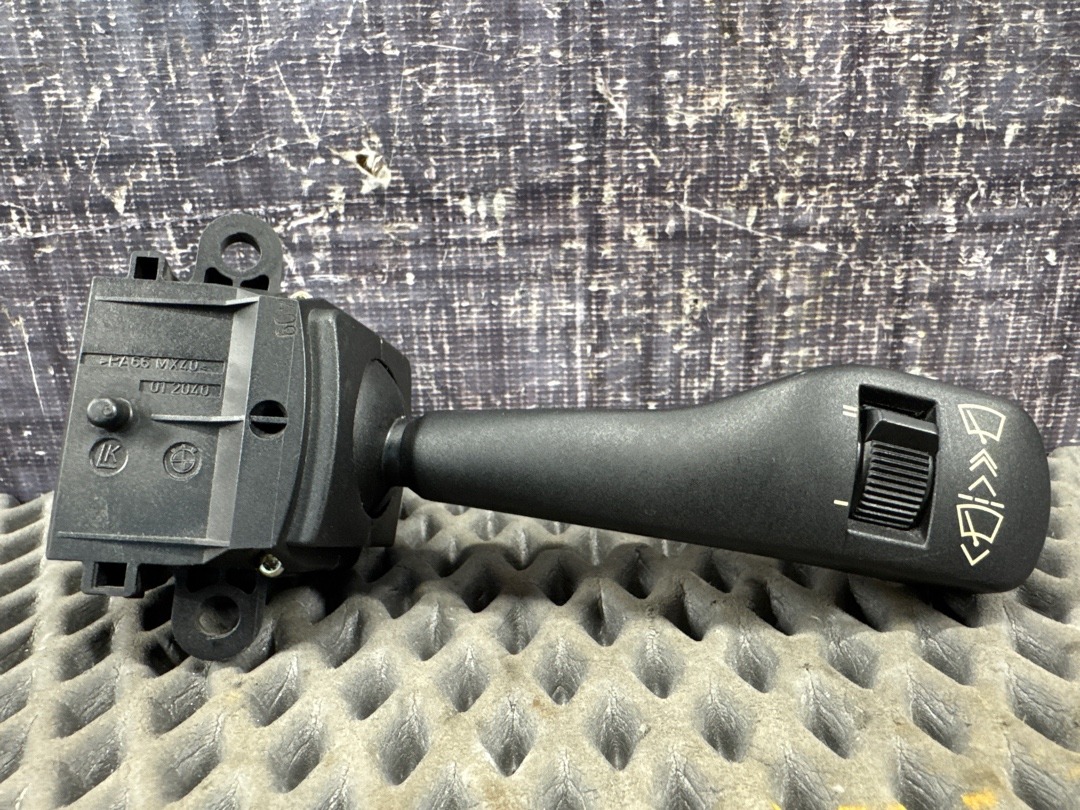 Подрулевой переключатель, 440 рублей, Красноярск