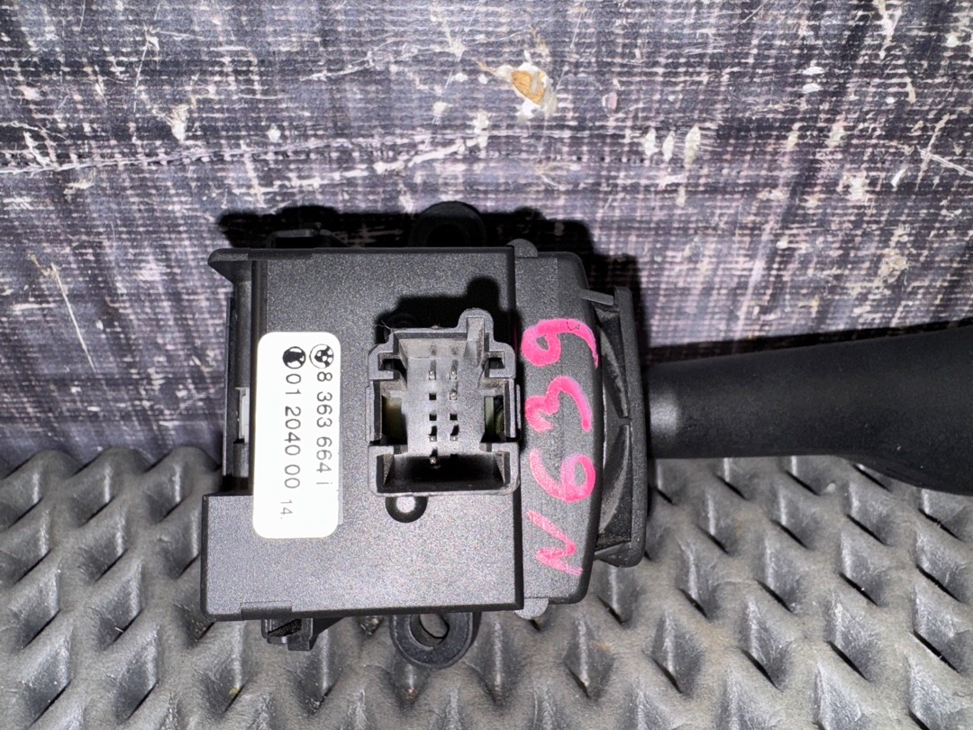 Подрулевой переключатель, 440 рублей, Красноярск