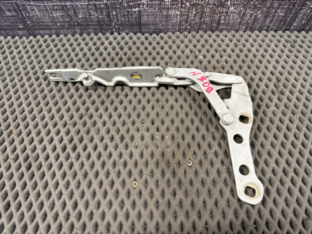 Петля капота, 678 рублей, Красноярск