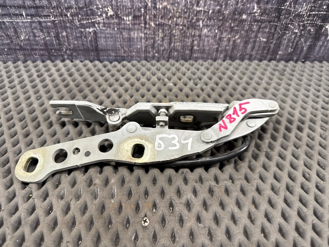 Петля капота, 678 рублей, Красноярск