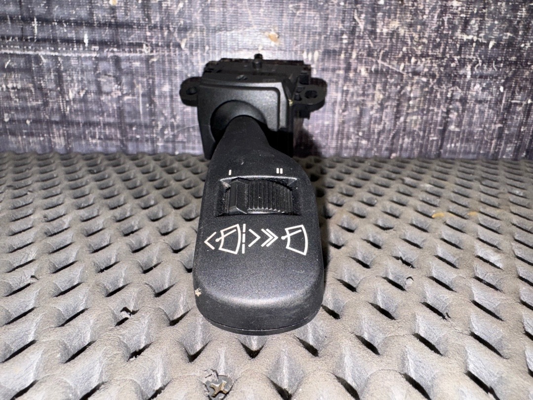 Подрулевой переключатель, 432 рублей, Красноярск