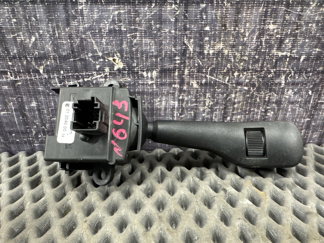 Подрулевой переключатель, 440 рублей, Красноярск