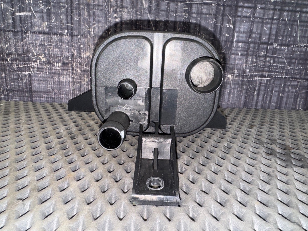 Адсорбер (фильтр паров топлива), 1960 рублей, Красноярск