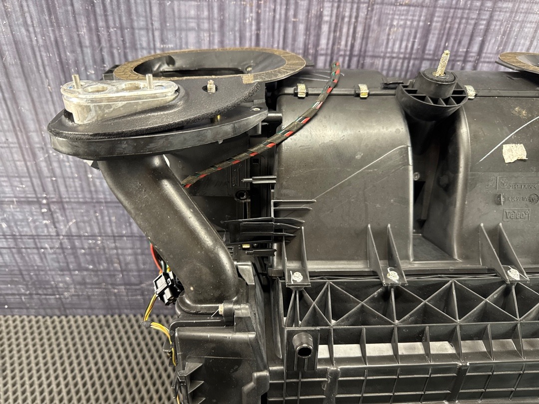 Корпус печки, 6420 рублей, Красноярск