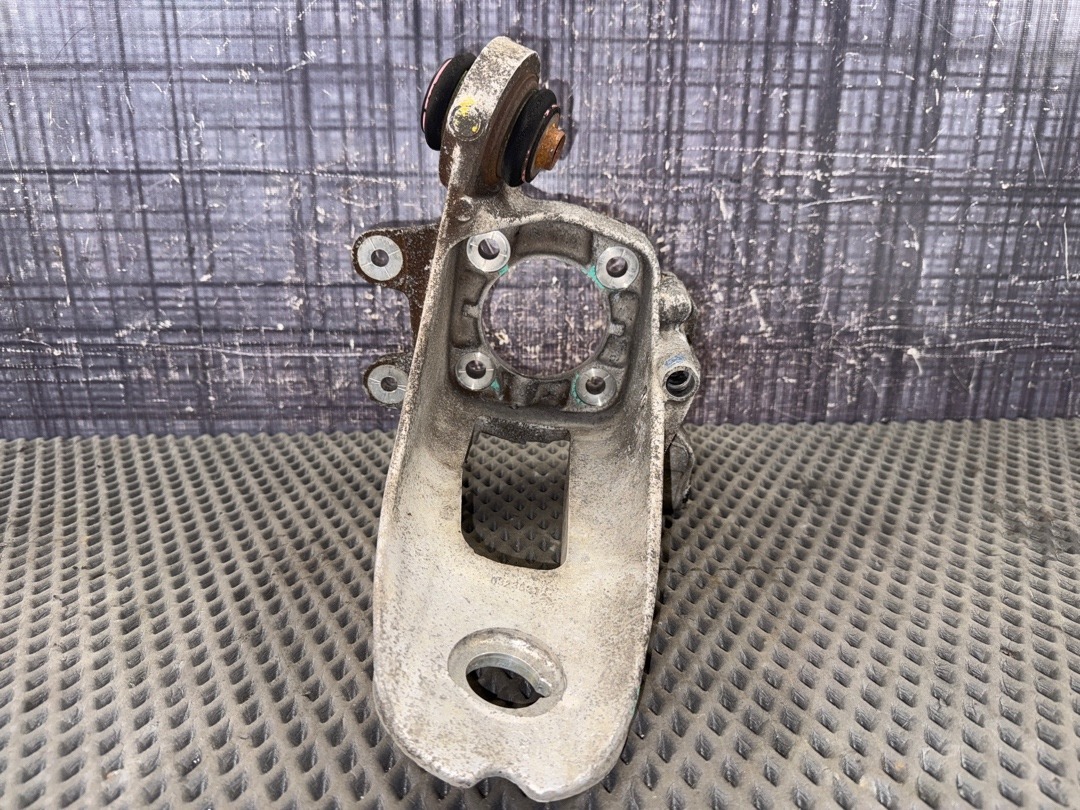 Поворотный кулак, 2630 рублей, Красноярск