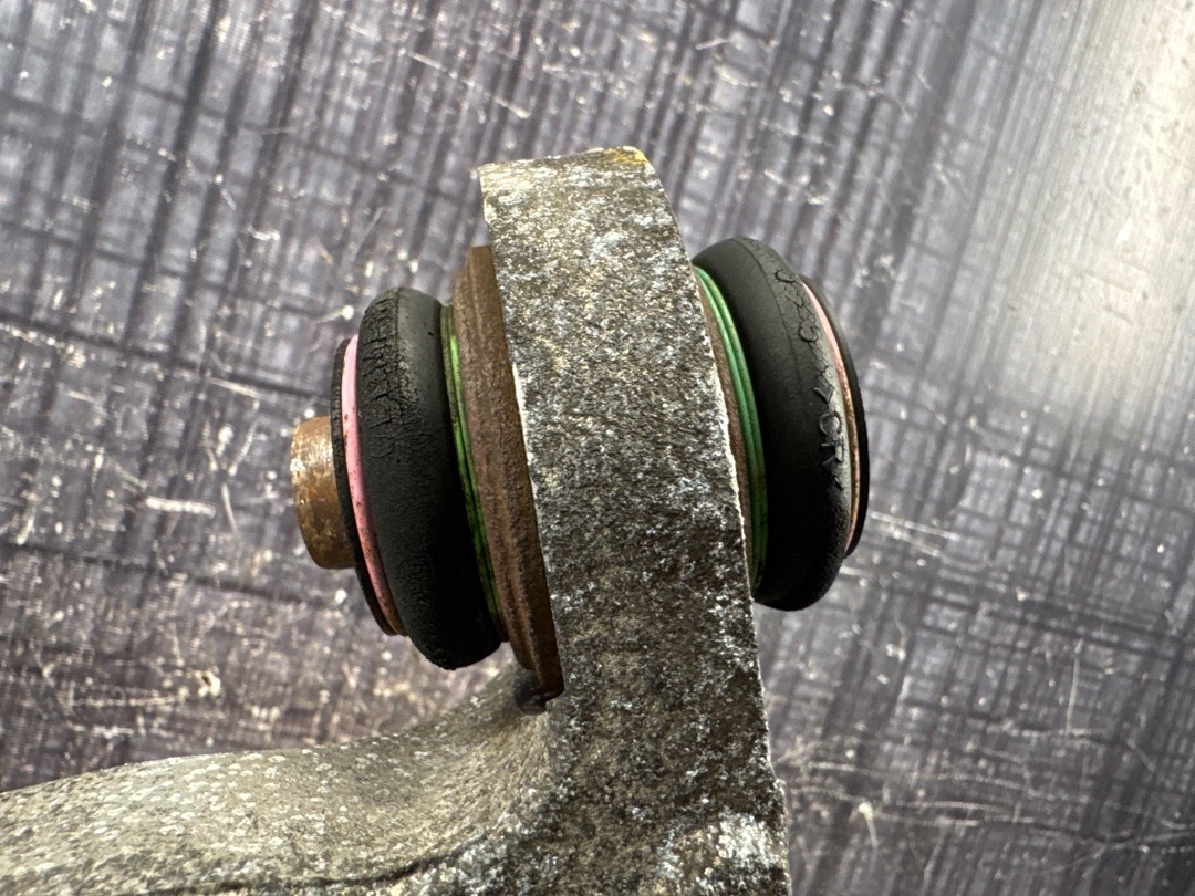 Поворотный кулак, 2630 рублей, Красноярск