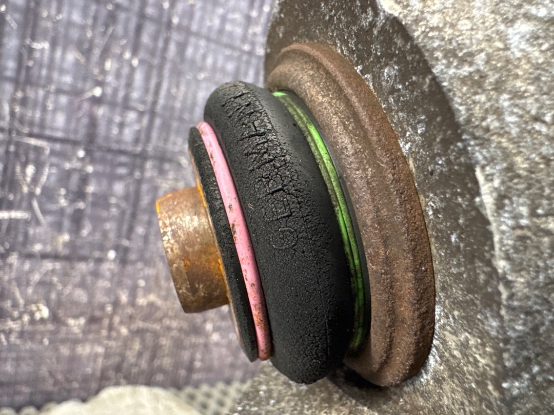 Поворотный кулак, 2630 рублей, Красноярск