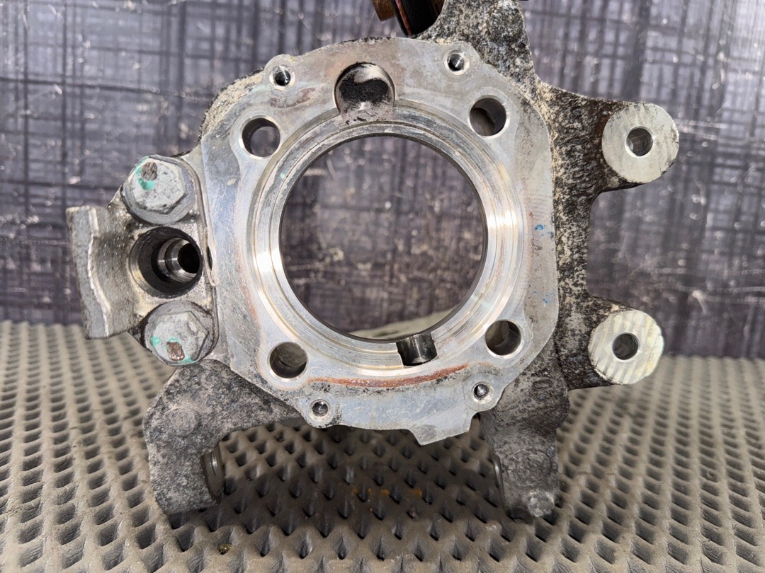 Поворотный кулак, 2630 рублей, Красноярск