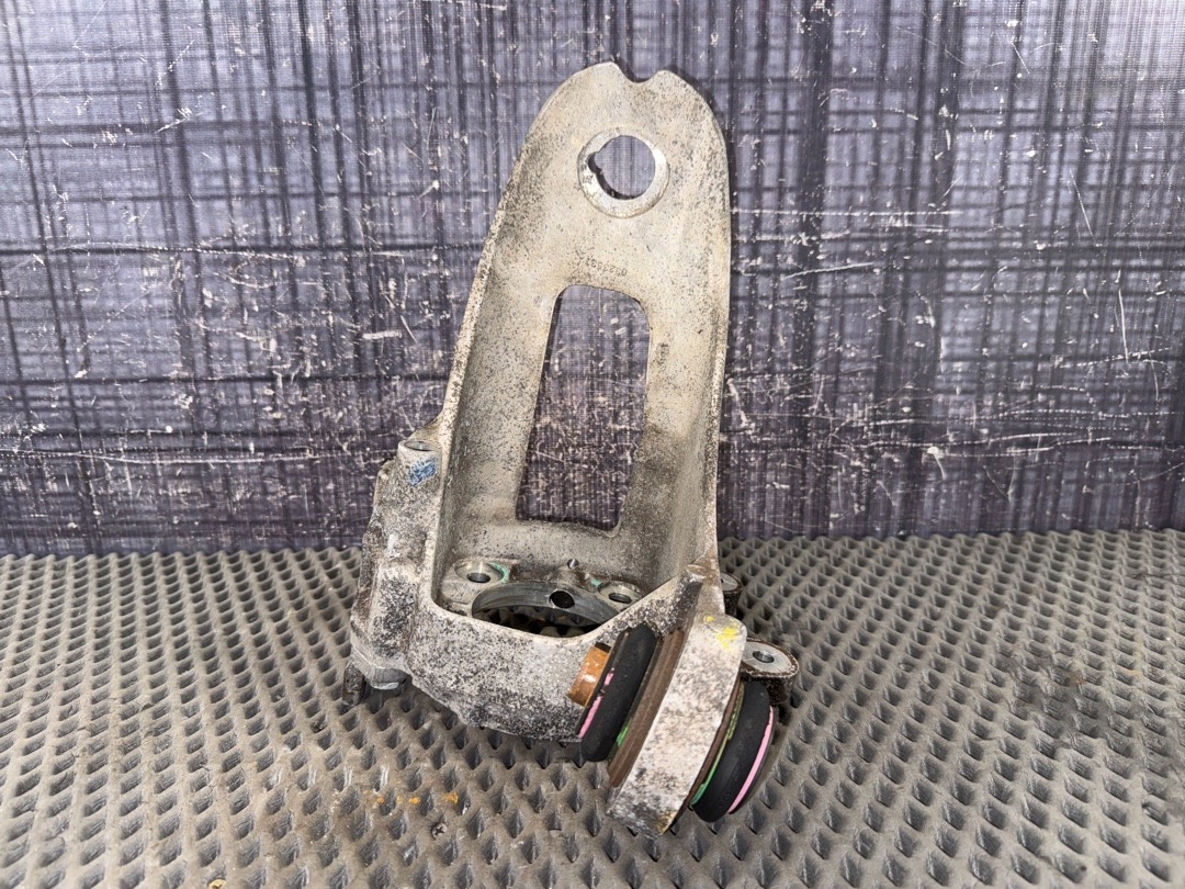 Поворотный кулак, 2630 рублей, Красноярск