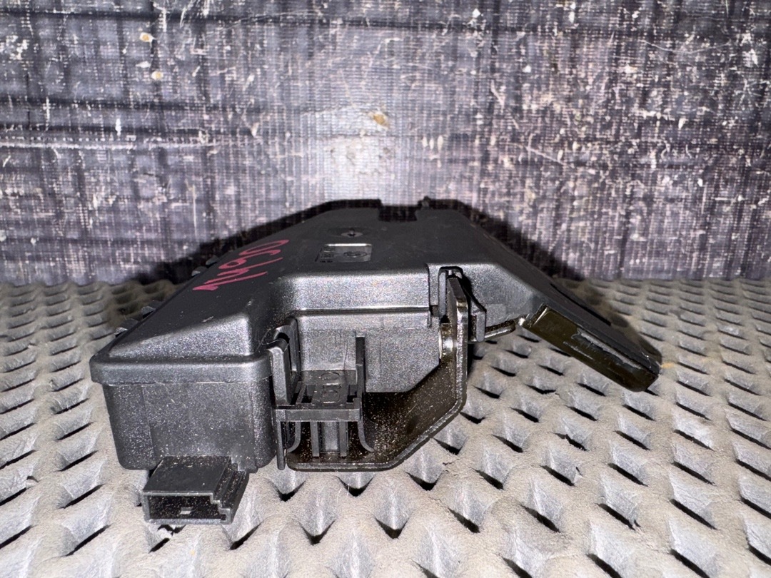 Замок багажника, 918 рублей, Красноярск