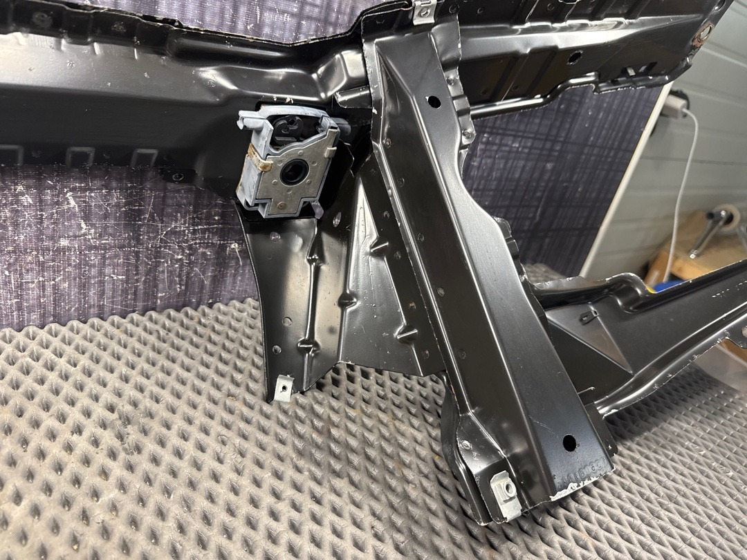 Рамка радиатора, 6740 рублей, Красноярск