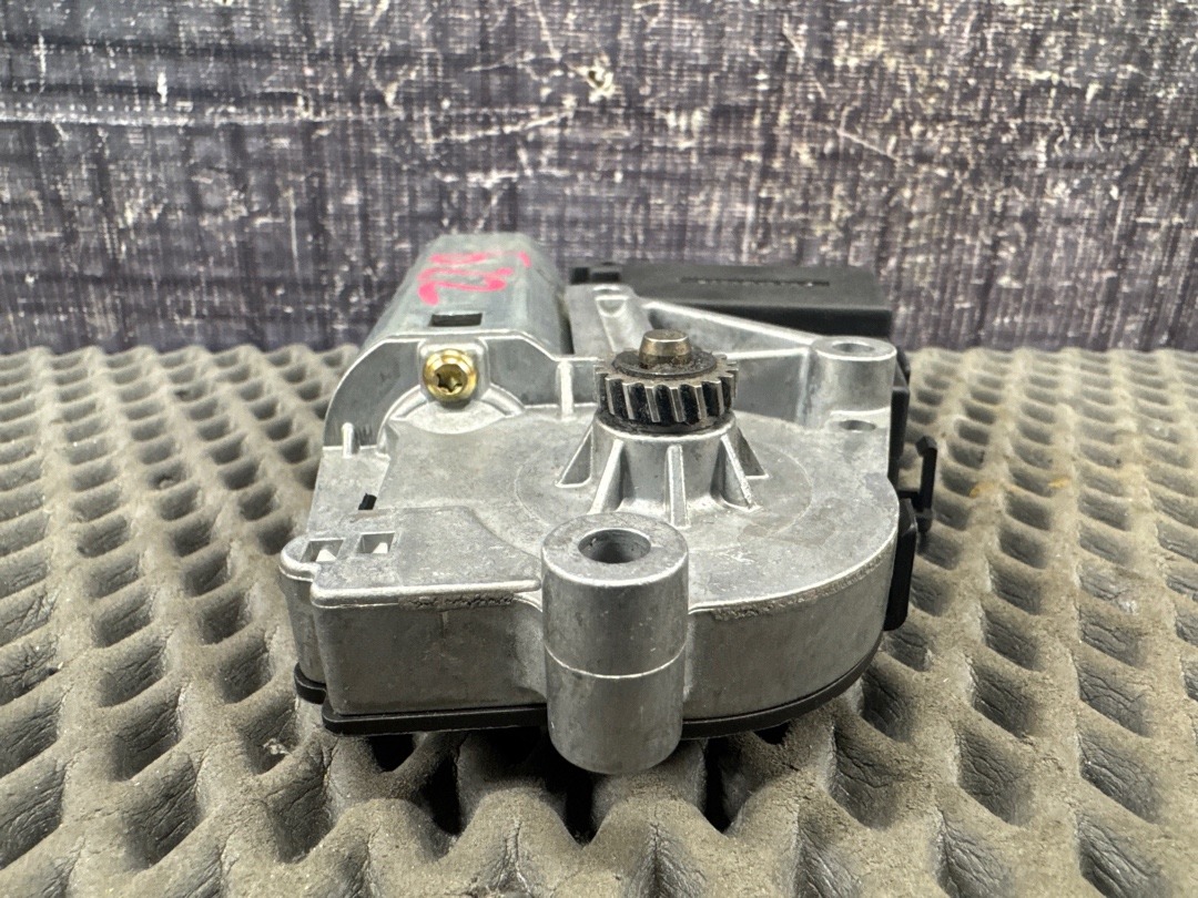 Мотор люка, 1272 рублей, Красноярск