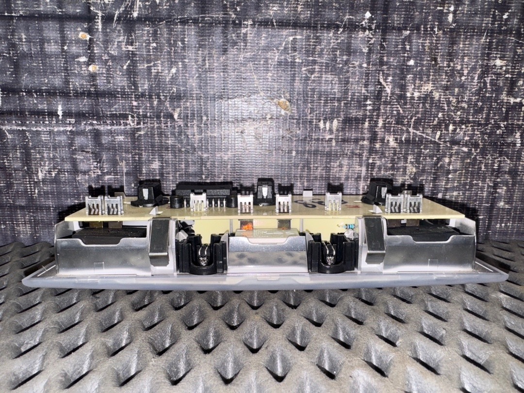 Плафон салона, 1278 рублей, Красноярск