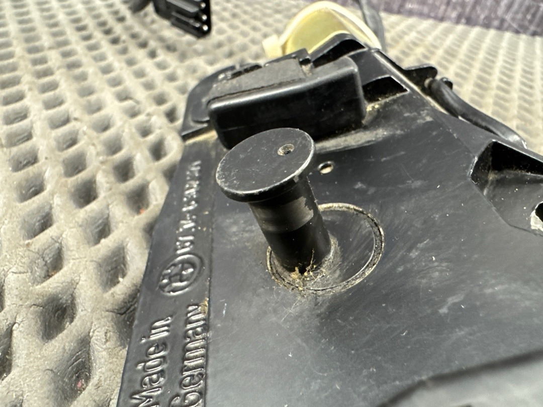 Замок багажника, 1130 рублей, Красноярск