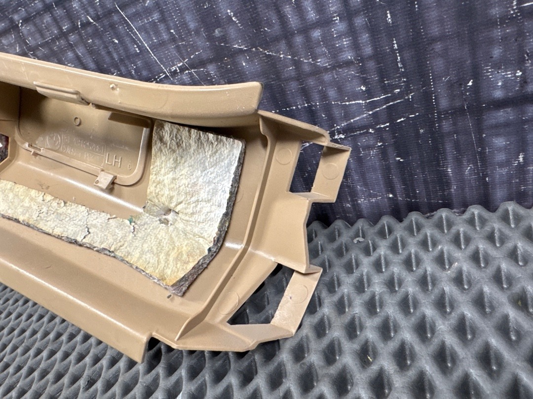 Пластик багажника, 1670 рублей, Красноярск