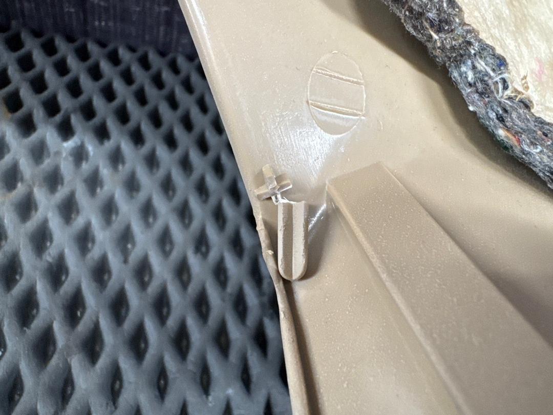 Пластик багажника, 1670 рублей, Красноярск