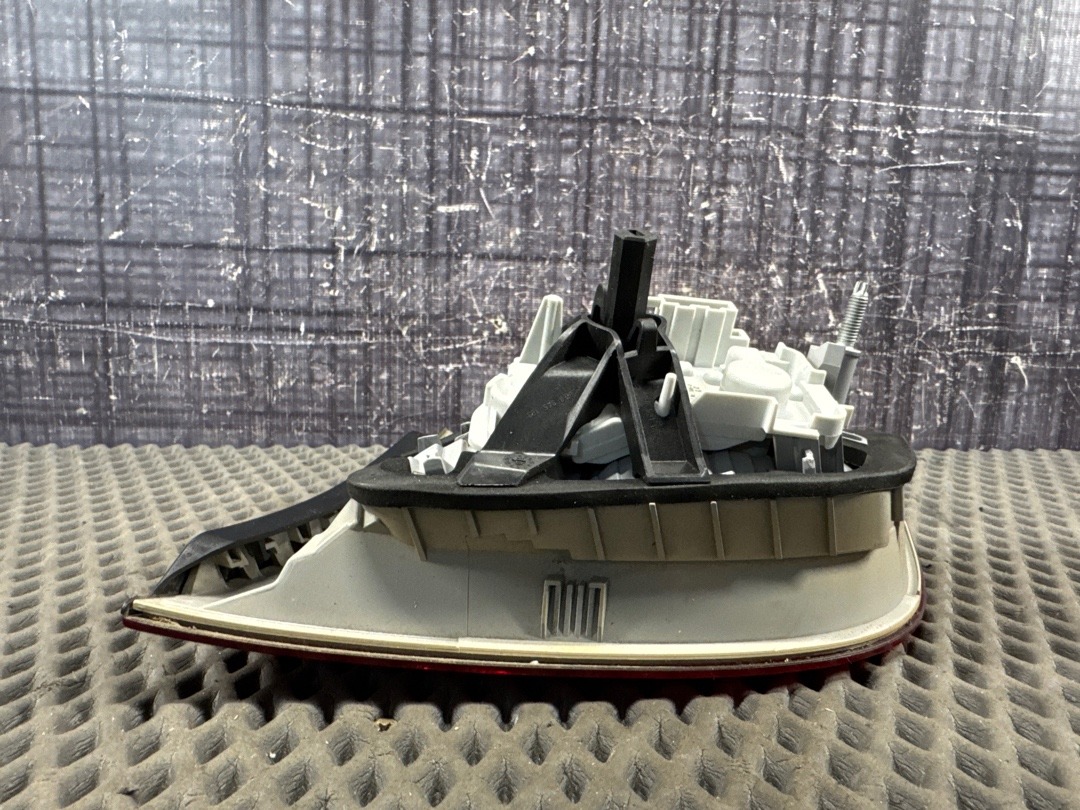 Фонарь в крышку багажника, 1500 рублей, Красноярск