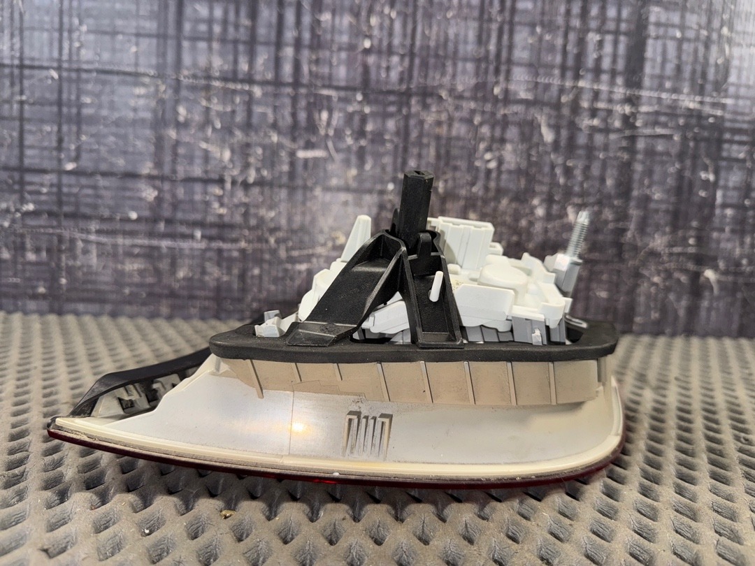 Фонарь в крышку багажника, 1500 рублей, Красноярск