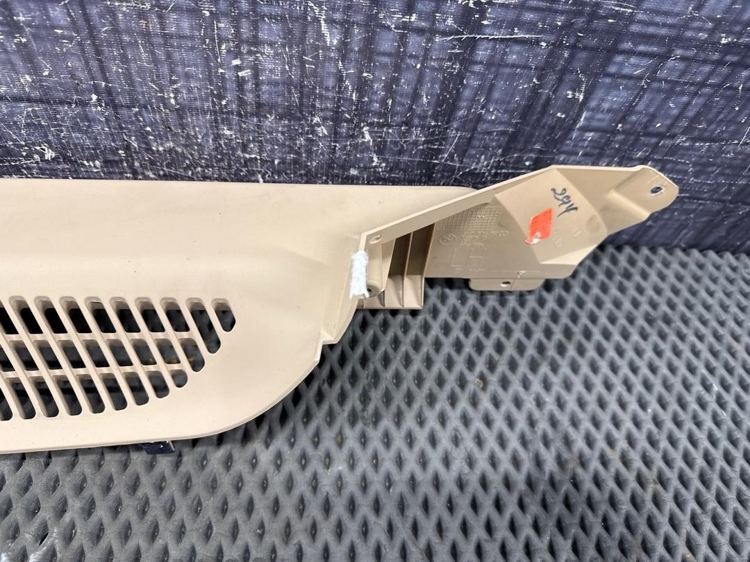 Пластик багажника, 1210 рублей, Красноярск