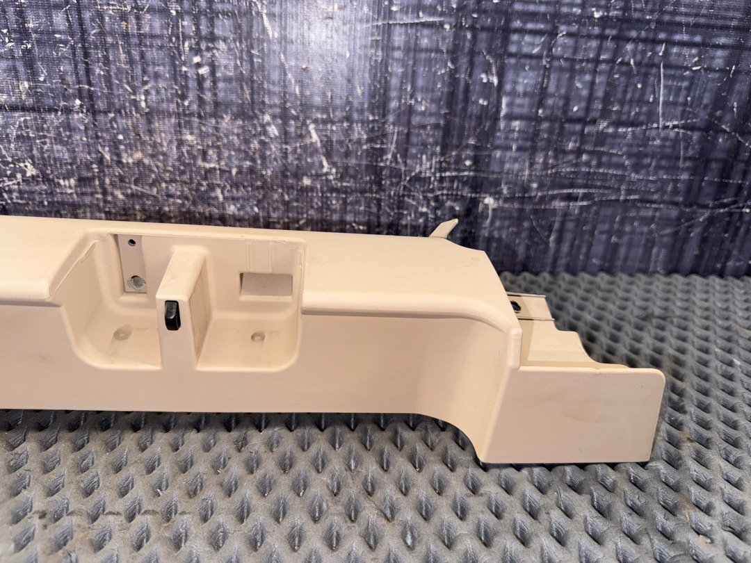 Пластик багажника, 1210 рублей, Красноярск