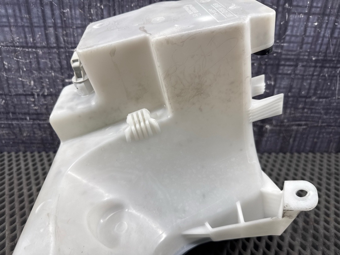 Бачок омывателя, 1540 рублей, Красноярск