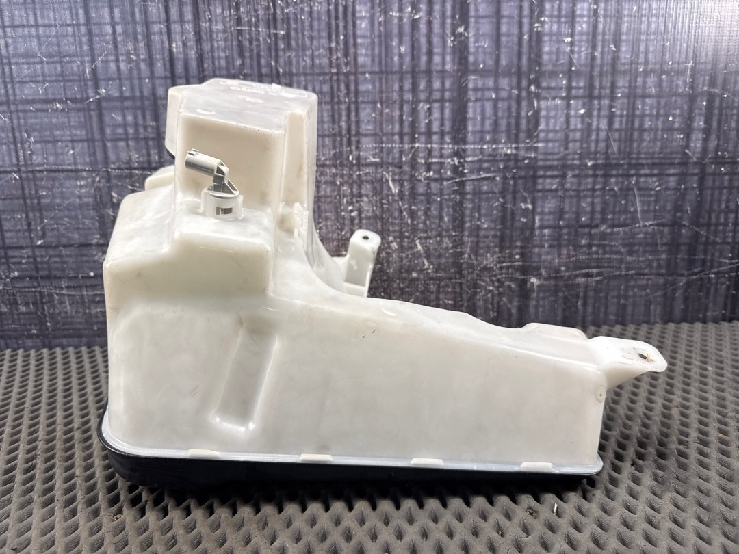 Бачок омывателя, 1540 рублей, Красноярск