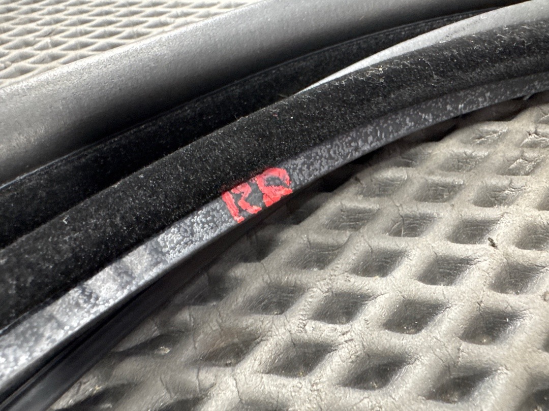 Уплотнительная резинка, 1670 рублей, Красноярск