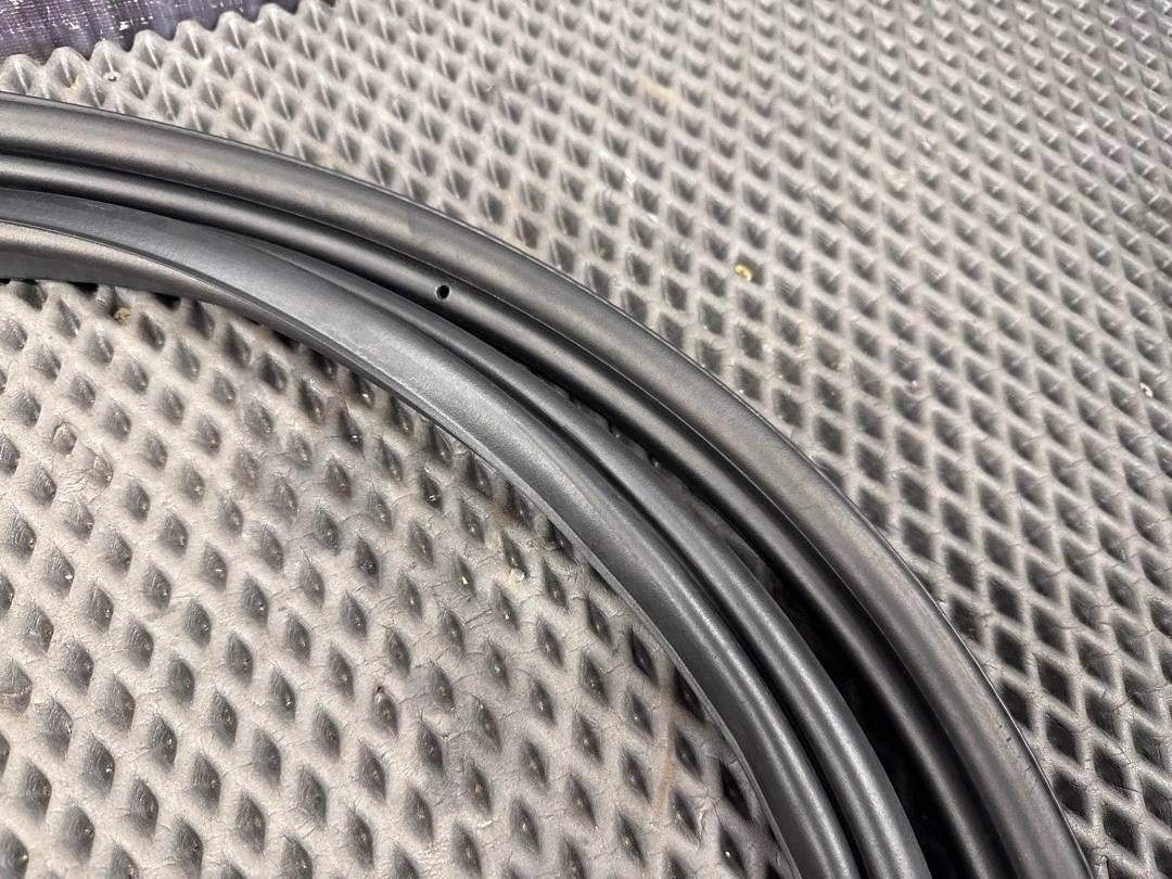 Уплотнитель крышки багажника, 1430 рублей, Красноярск