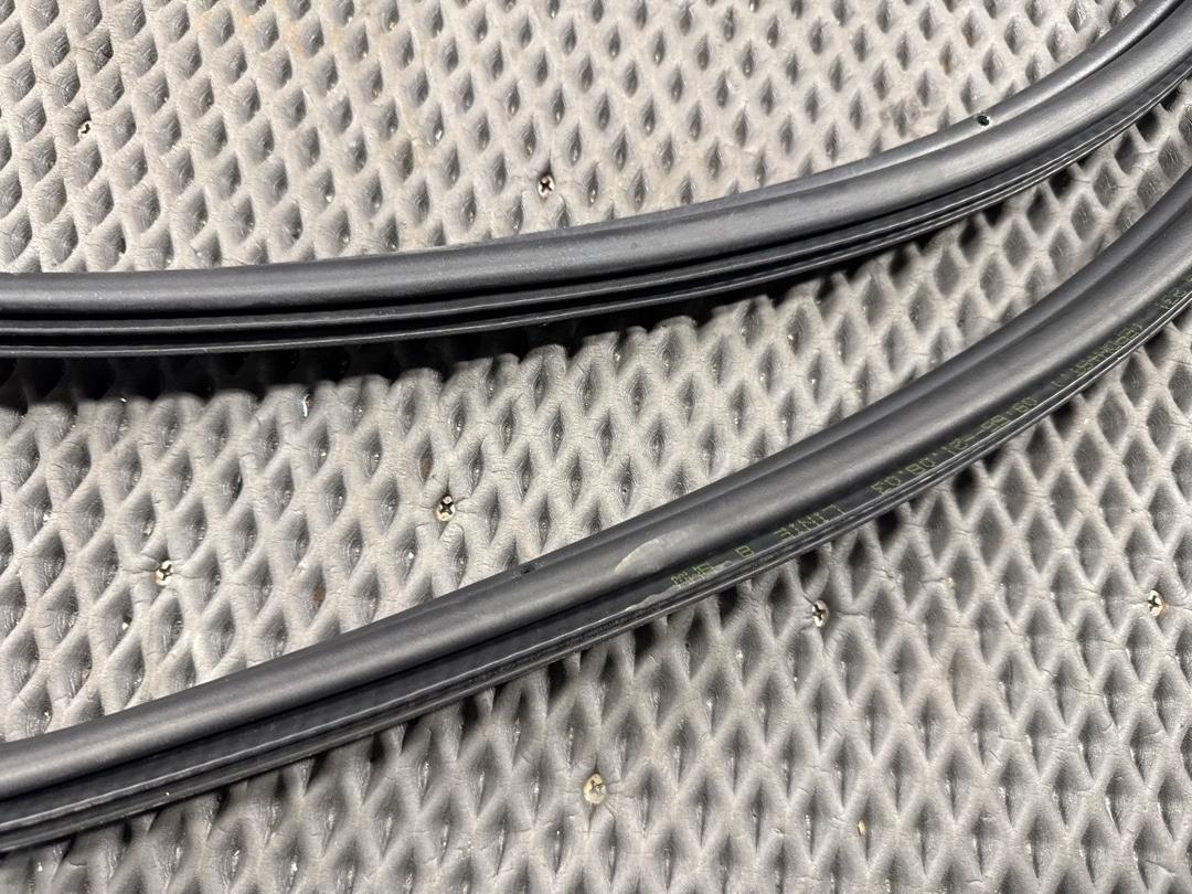 Уплотнитель крышки багажника, 1430 рублей, Красноярск