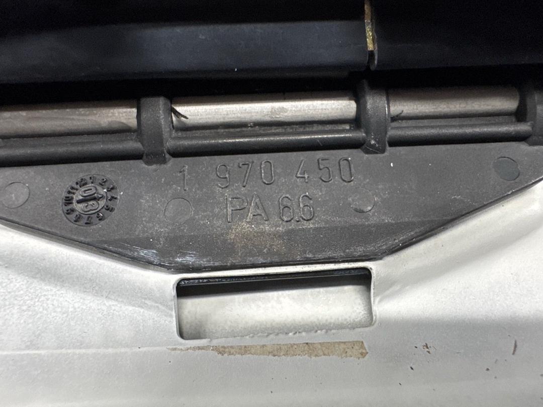 Лючок бензобака, 1020 рублей, Красноярск