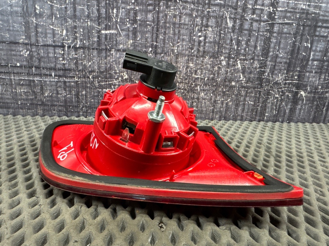 Фонарь в крышку багажника, 3860 рублей, Красноярск