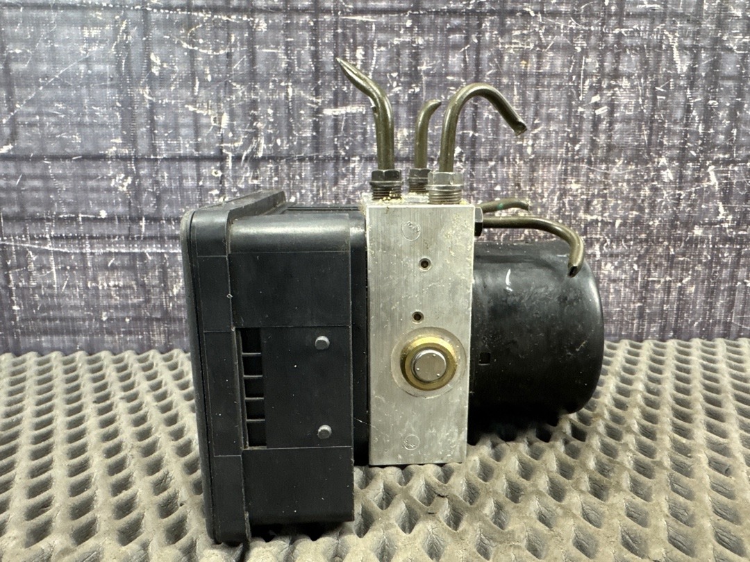 Блок ABS, 4332 рублей, Красноярск