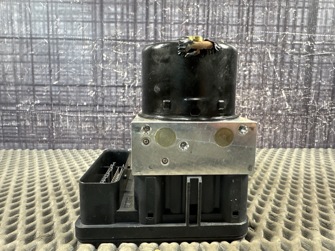 Блок ABS, 4332 рублей, Красноярск