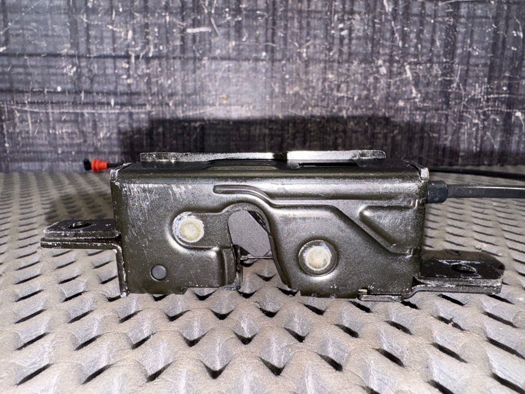 Замок багажника, 1080 рублей, Красноярск